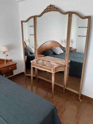 Departamento en alquiler en Necochea. 2 ambientes, 1 baño y capacidad de 2 a 4 personas. A 100 m de la playa